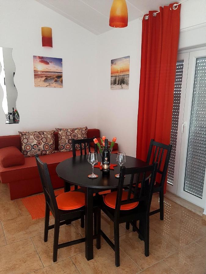 Apartment Enis Barbariga Exteriör bild