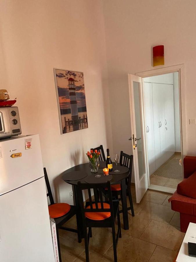 Apartment Enis Barbariga Exteriör bild